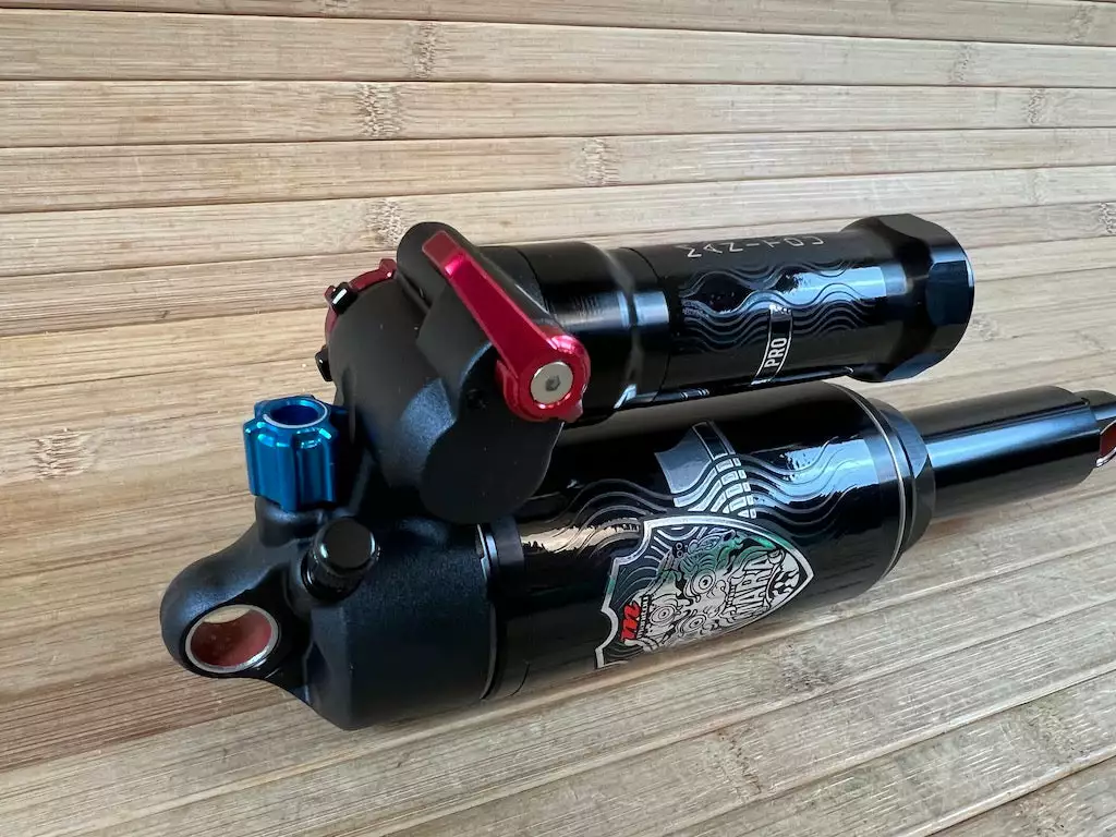 Manitou Mara PRO Air Dämpfer King Can 230 X 65mm 11 Manitou Mara PRO Air Dämpfer King Can 230 X 65mm – Bild 11