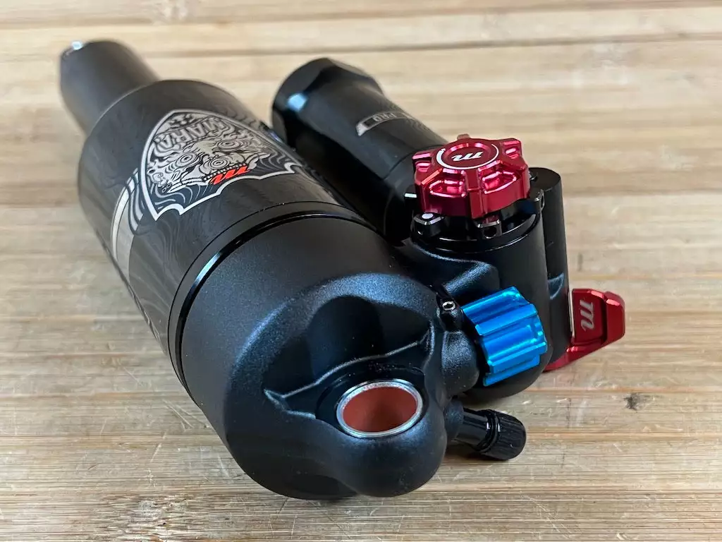 Manitou Mara PRO Air Dämpfer King Can 230 X 65mm 7 Manitou Mara PRO Air Dämpfer King Can 230 X 65mm – Bild 7