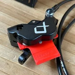 Hayes Dominion T4 Black Bremse HR / Rear 23 Hayes Dominion T4 Black Bremse HR / Rear -Fox-Laden IMG 7910 f02aff28 d387 40a1 a8e5 9a7f32d34c9a