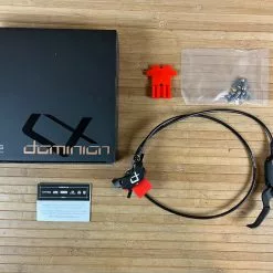 Hayes Dominion T4 Black Bremse VR / Front