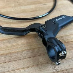 Hayes Dominion T4 Black Bremse VR / Front -Fox-Laden IMG 7926 7155fa54 b818 46b1 ae02 bcf940cd1af6