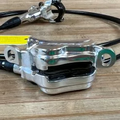 Formula CURA 4 Scheibenbremse Polish VR Oder HR -Fox-Laden IMG 7965 bf6f88b4 28ed 4541 952d ee0f604f0dd7