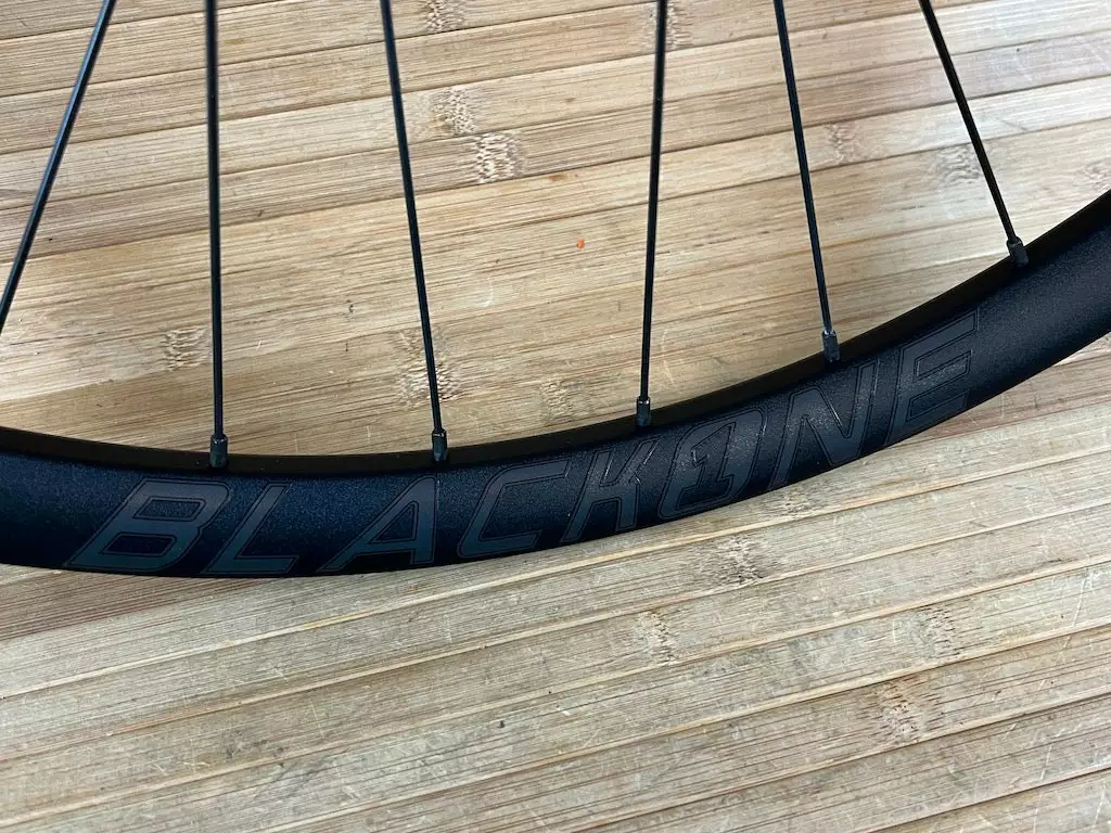 Reverse Black One Hinterrad HR 27,5" Boost 148 X 12mm Schwarz XD 7 Reverse Black One Hinterrad HR 27,5" Boost 148 X 12mm Schwarz XD – Bild 7