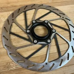 SRAM HS2 Disc / Bremsscheibe 180mm Centerlock -Fox-Laden IMG 8024 71edd606 54e1 4b96 bf94 53e3c45f2a1f