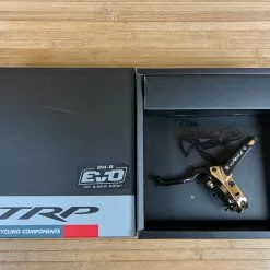 TRP DH-R EVO GOLD HD-M846 Bremse VR Hebel Links -Fox-Laden IMG 8064 82c59cbb 6bad 4bb1 9e61 6dffc8728f5d