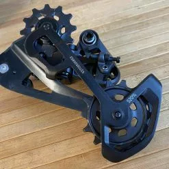 SRAM GX Eagle 12-fach Schaltwerk -Fox-Laden IMG 8118 scaled