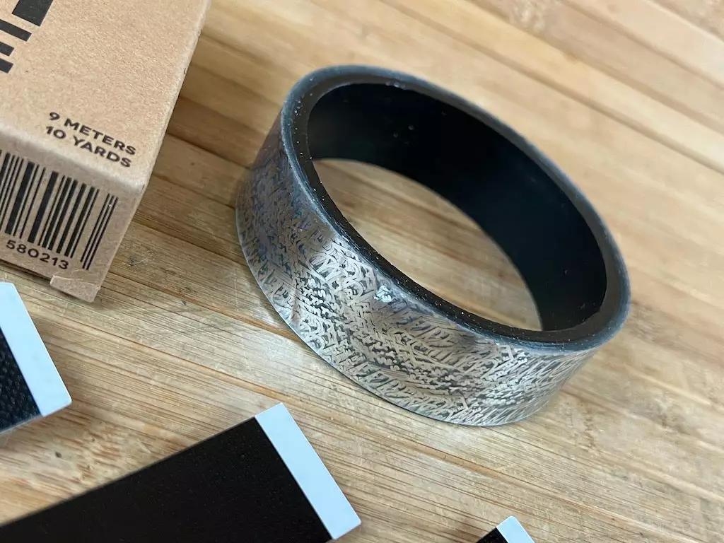 Peaty's Tubeless Tape / Felgenband 9m 25mm 2 Peaty's Tubeless Tape / Felgenband 9m 25mm – Bild 2