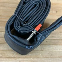 Maxxis Schlauch 29" 2.2/2.5 FV Freeride Presta 36mm 7 Maxxis Schlauch 29" 2.2/2.5 FV Freeride Presta 36mm -Fox-Laden IMG 8789