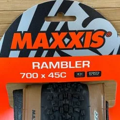 Maxxis Rambler Tanwall Reifen 700 X 45C EXO TR Gravel -Fox-Laden IMG 8806