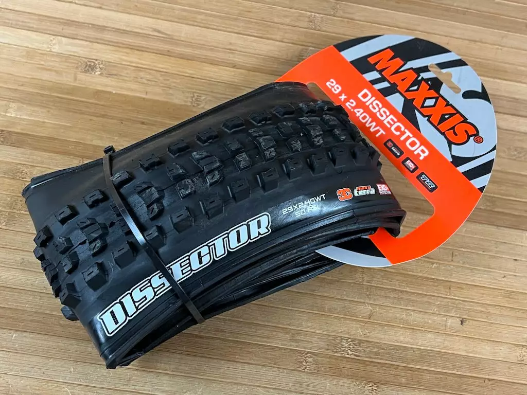 Maxxis Dissector Reifen 29 X 2.4 EXO+ TR 3C Maxx Terra 2 Maxxis Dissector Reifen 29 X 2.4 EXO+ TR 3C Maxx Terra â Bild 2