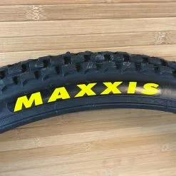 Maxxis Holy Roller Reifen 26 X 2.2 60TPI 8 Maxxis Holy Roller Reifen 26 X 2.2 60TPI -Fox-Laden IMG 8861