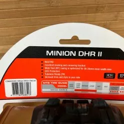 Maxxis Minion DHR II Tanwall Reifen 29 X 2.6 EXO TR 6 Maxxis Minion DHR II Tanwall Reifen 29 X 2.6 EXO TR -Fox-Laden IMG 8869