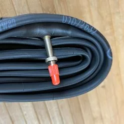 Maxxis Schlauch 24" 2.5/2.7 FV Downhill Presta -Fox-Laden IMG 8902 d9c6e454 b8af 406b bdc5 76cbd4db4aa6