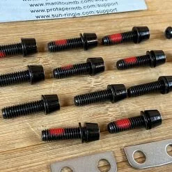 Manitou Dorado Schrauben Set / Fasteners Service -Fox-Laden IMG 8927 2b397f02 417b 4b60 847b 6f6c27cf2cda