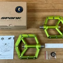 Spank Spike Reboot Pedale / Plattformpedale Green