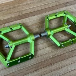 Spank Spike Reboot Pedale / Plattformpedale Green -Fox-Laden IMG 8950 9a730263 8eb7 472f a9e8 6932b04e59fb
