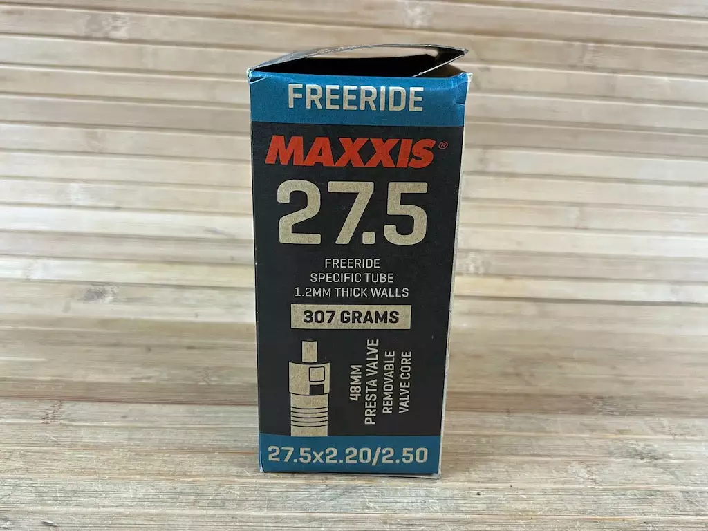 Maxxis Schlauch 27.5" 2.2/2.5 FV Freeride Presta 48mm 4 Maxxis Schlauch 27.5" 2.2/2.5 FV Freeride Presta 48mm – Bild 4