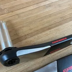 Race Face ERA Carbon Kurbel 170mm Rot 136er Achse -Fox-Laden IMG 9023
