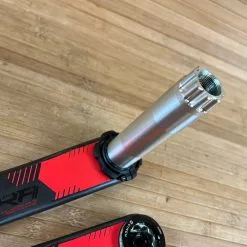 Race Face ERA Carbon Kurbel 170mm Rot 136er Achse -Fox-Laden IMG 9025 947106da 7736 401b b776 c5ad919acb3c