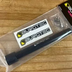 Burgtec FOX Boost Achse / Axle 2021+ Black -Fox-Laden IMG 9171 a791a992 2e70 424b bbe8 da65ab5f679f