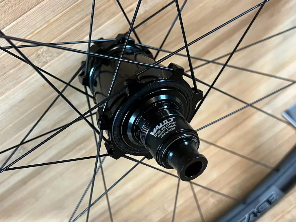 Race Face Next R 31 Carbon Hinterrad HR 29" Boost Schwarz 10 Race Face Next R 31 Carbon Hinterrad HR 29" Boost Schwarz – Bild 10