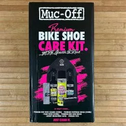 Muc-Off Muc Off Premium Bike Shoe Care Kit Reinigungskit Schuhe 10 Muc-Off Muc Off Premium Bike Shoe Care Kit Reinigungskit Schuhe -Fox-Laden IMG 9344 d87da431 43f4 4ecb 9cbf ab1c1298b696
