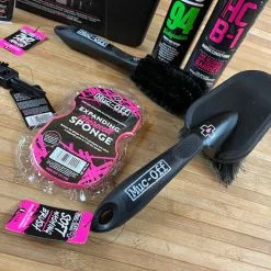 Muc-Off Muc Off Ultimate E-Bike Kit (Tool Box) Reiniger Set -Fox-Laden IMG 9543