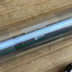 Race Face Spindle Kit Cinch SixC 30mm / 73mm Welle -Fox-Laden IMG 9587 9c752ff9 1211 4c3b 839e 0e2d8bafd841