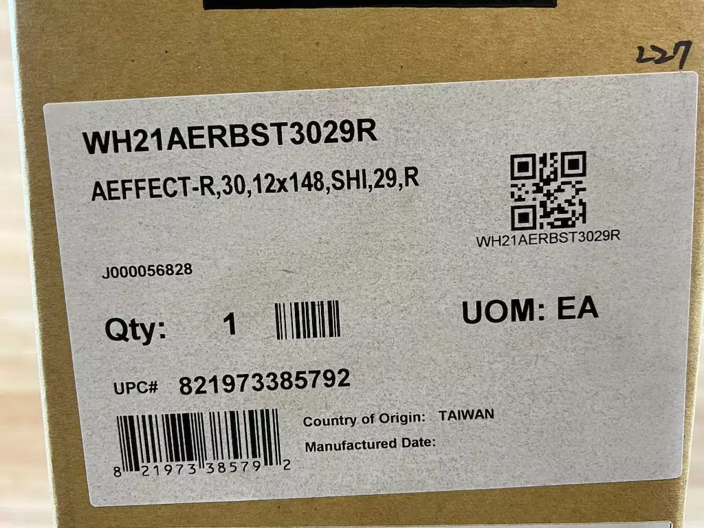 Race Face Aeffect R 30 Hinterrad HR 29" Boost Schwarz Shimano HG 8 Race Face Aeffect R 30 Hinterrad HR 29" Boost Schwarz Shimano HG – Bild 8