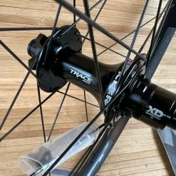 Race Face Aeffect R 30 Hinterrad HR 27,5" Super Boost Schwarz 157 X 12mm -Fox-Laden IMG 9700 1c2950dd d4a3 4695 bbaf 8921f8b8b1ae